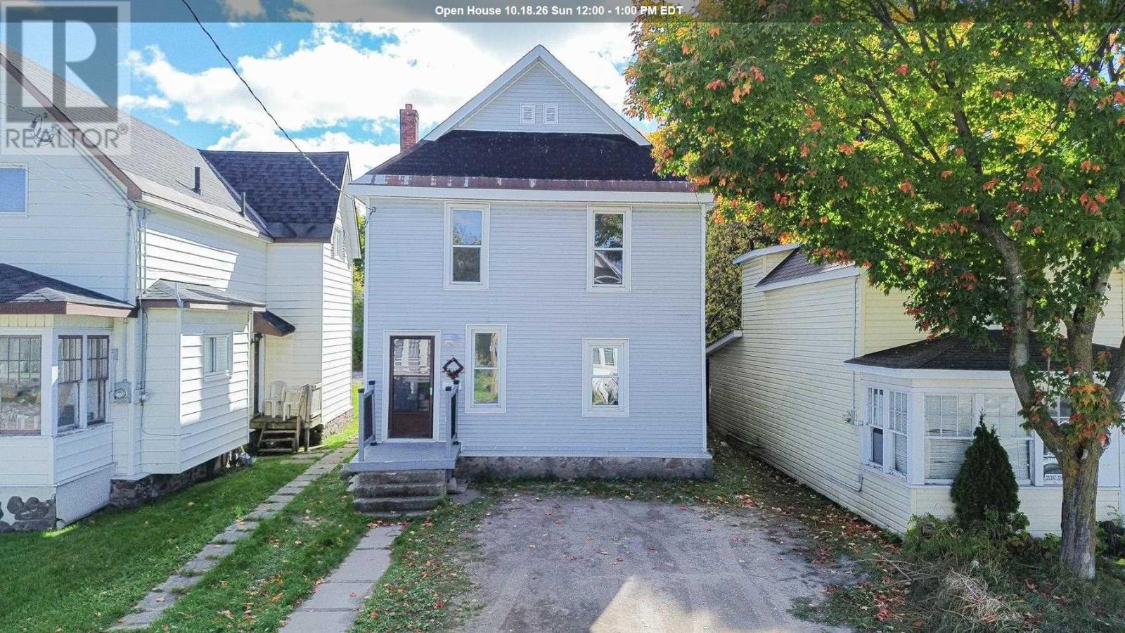 182 Dennis St