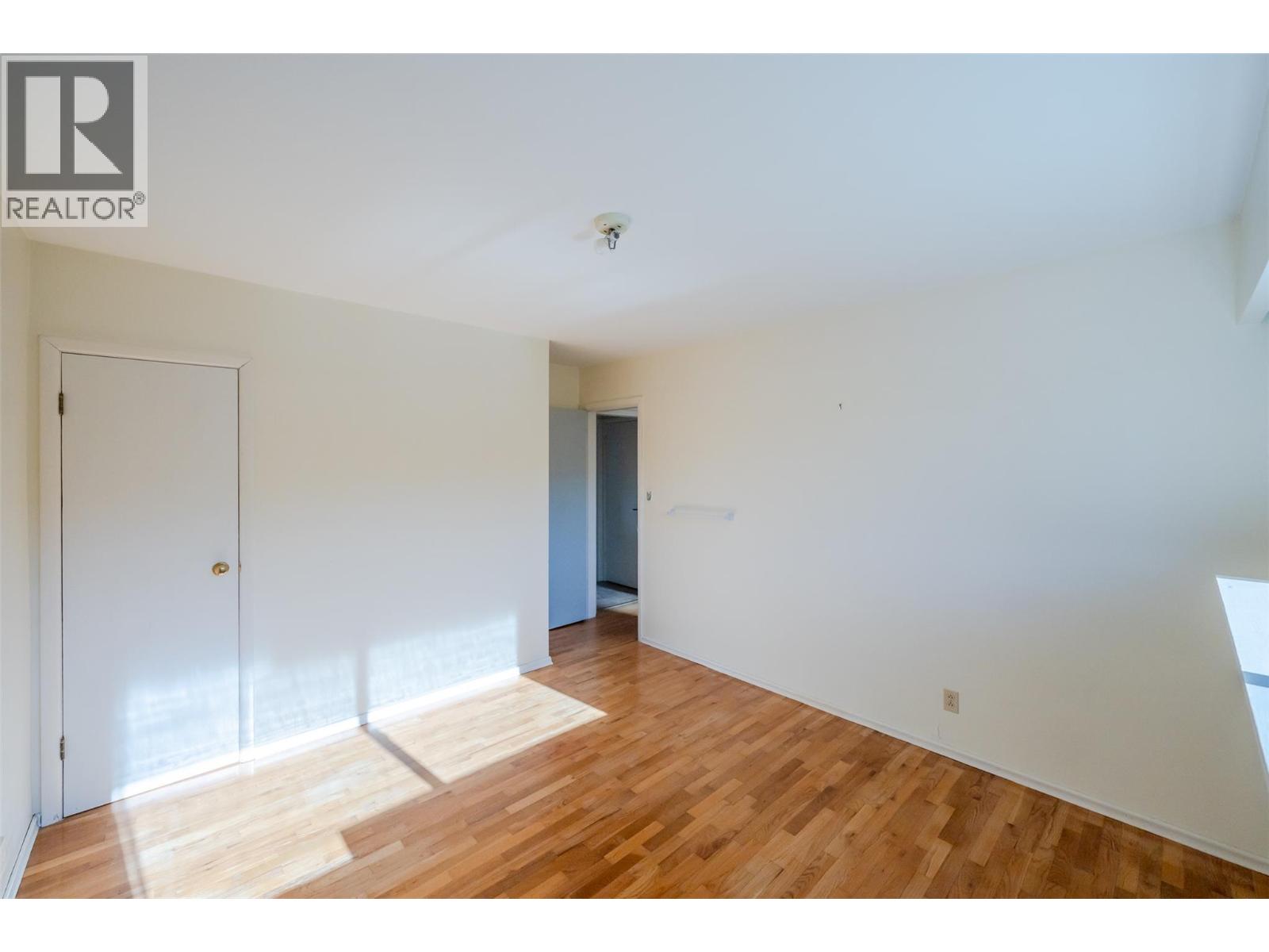 1574 Ridgedale Avenue - 18