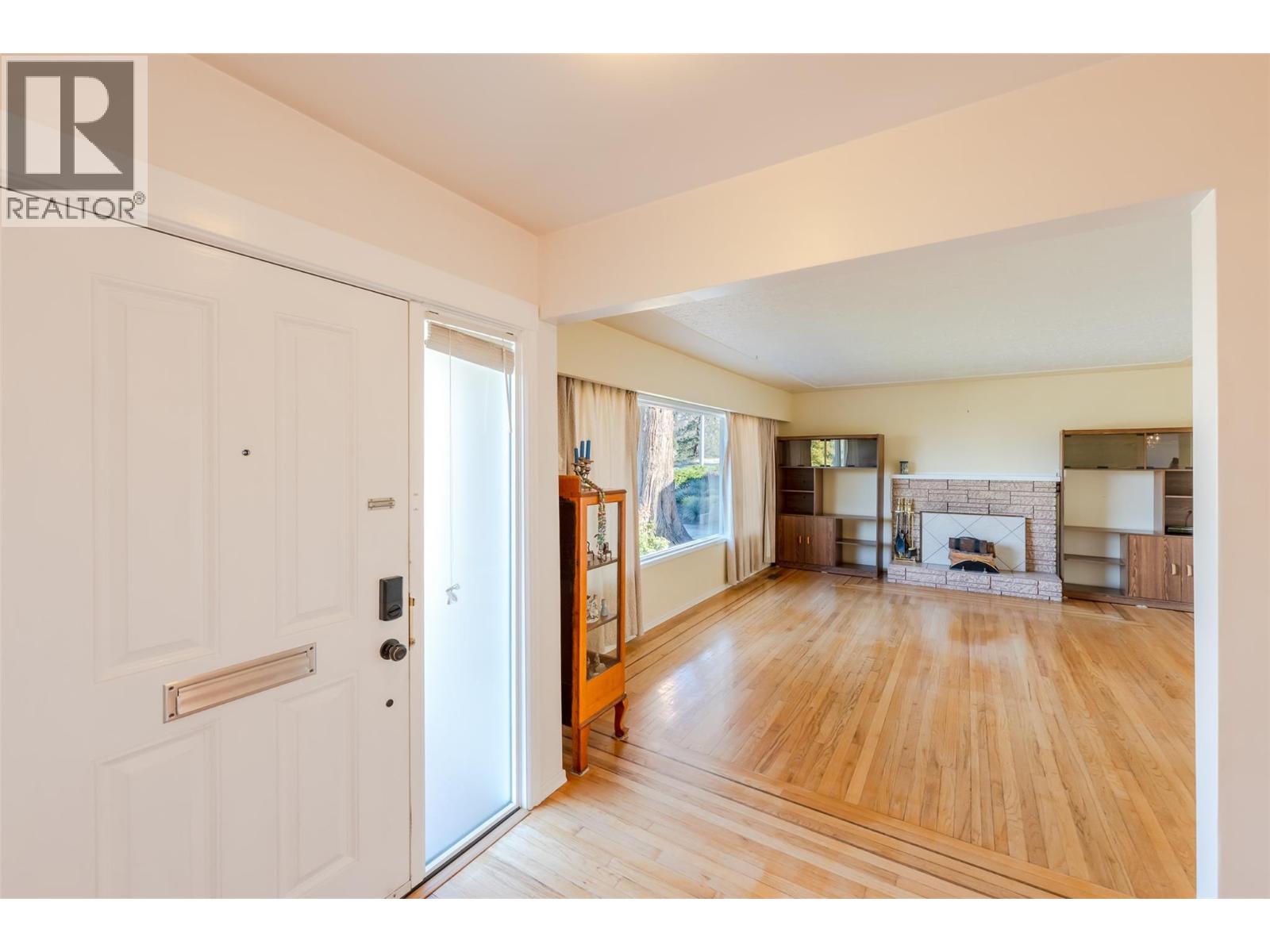 1574 Ridgedale Avenue, Penticton