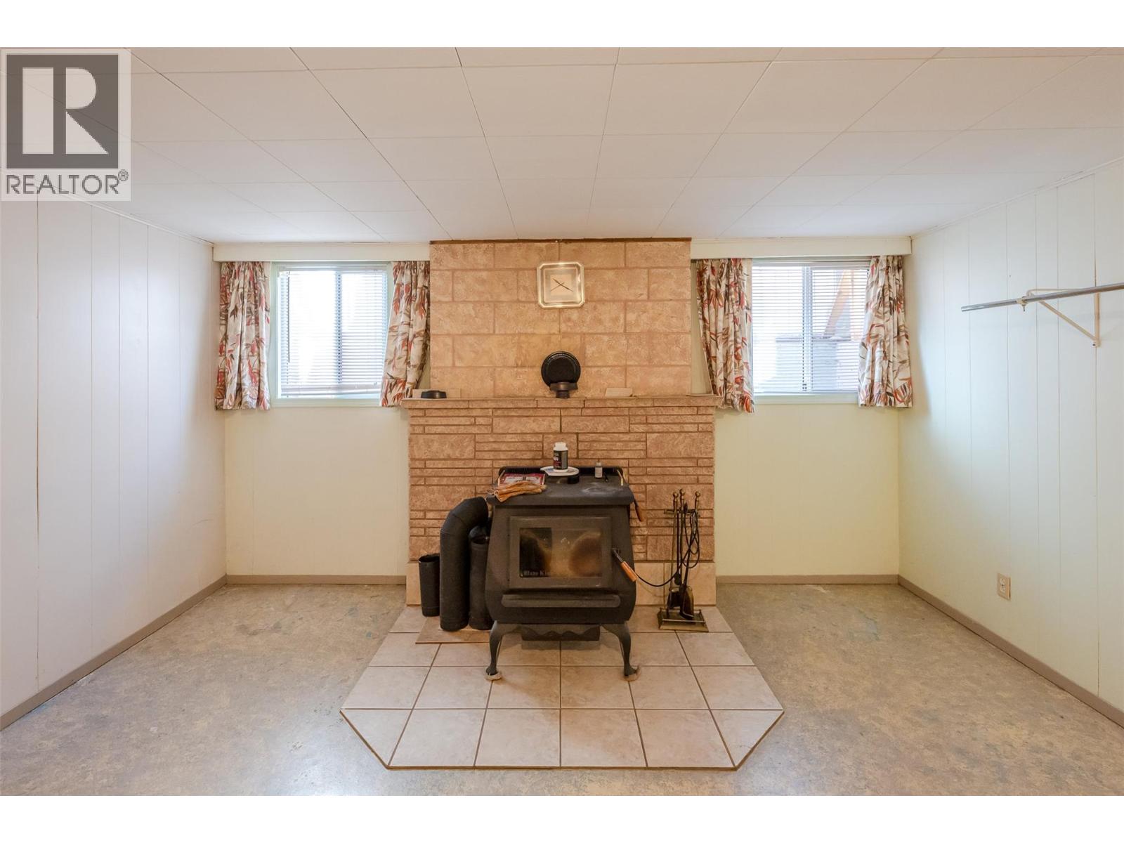1574 Ridgedale Avenue - 36