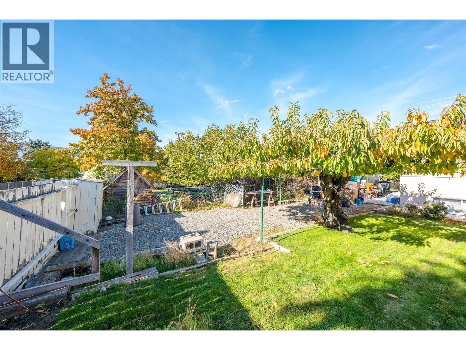1574 Ridgedale Avenue - 58