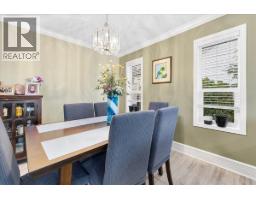 Primary Bedroom - 4205 Wellington Drive, Vernon, BC V1T9H7 Photo 10