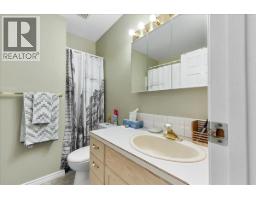 4205 Wellington Drive, Vernon, BC V1T9H7 Photo 17