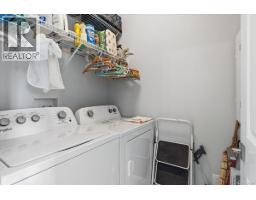 404 10th St, Nanaimo, BC V9R1A1 Photo 19