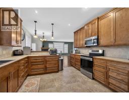 Bedroom - 1581 20 Street Ne Unit# 36, Salmon Arm, BC V1E0A7 Photo 11