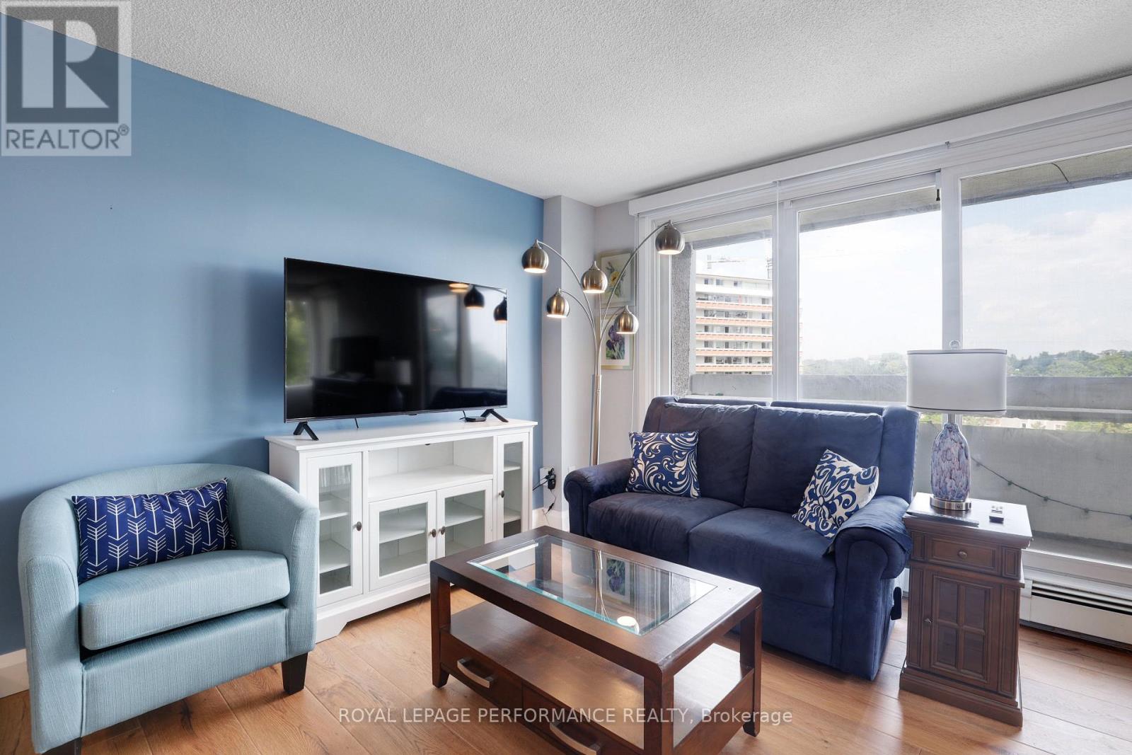 703 - 1081 Ambleside Drive