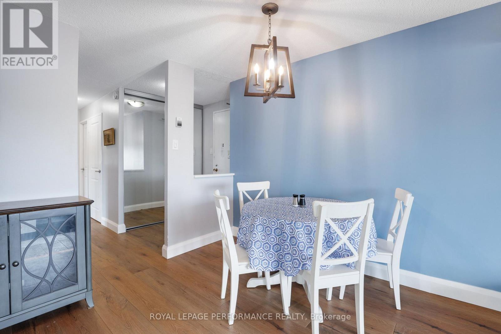 703 - 1081 Ambleside Drive