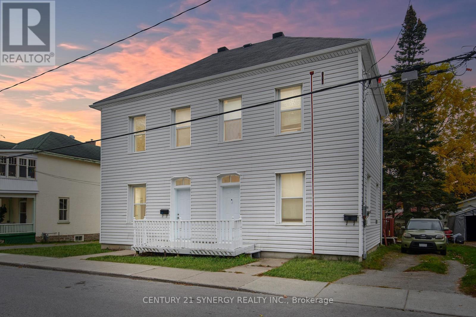 154-156 BECKWITH STREET N, Smiths Falls — photo 2