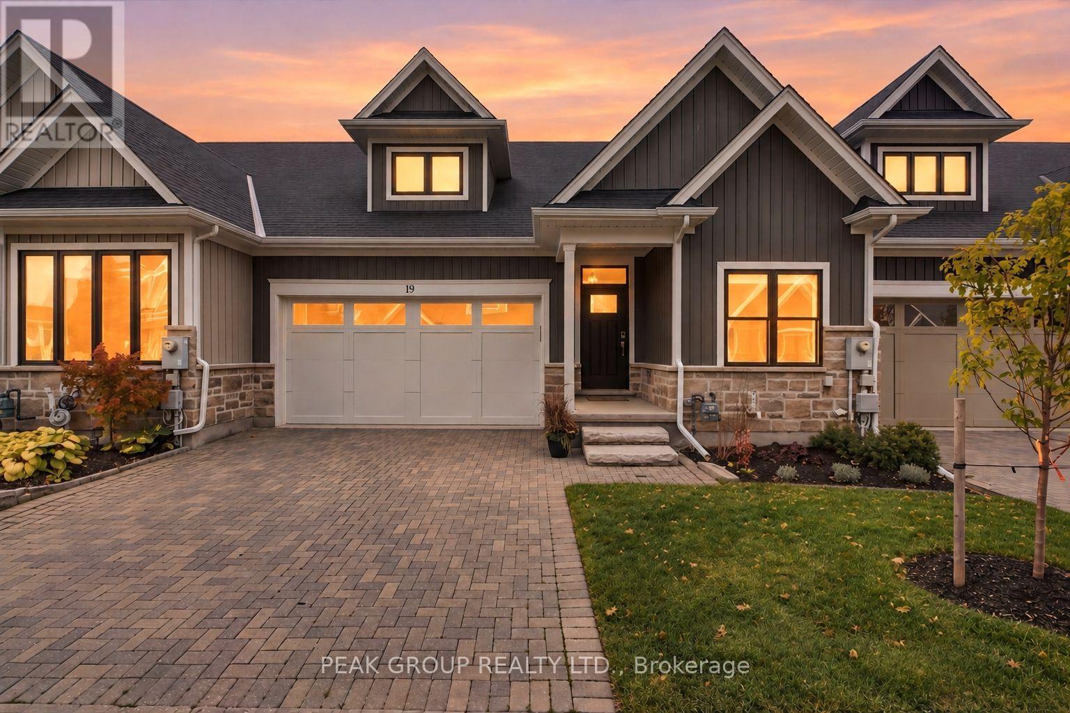 19 - 9245 SHOVELLER DRIVE, Niagara Falls (Forestview)