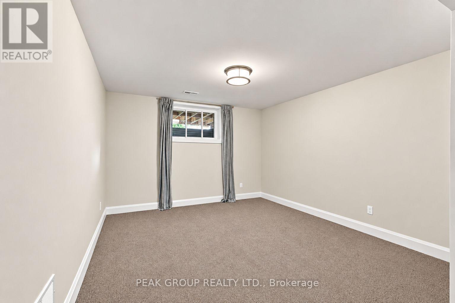 #19 9245 SHOVELLER DRIVE - 37