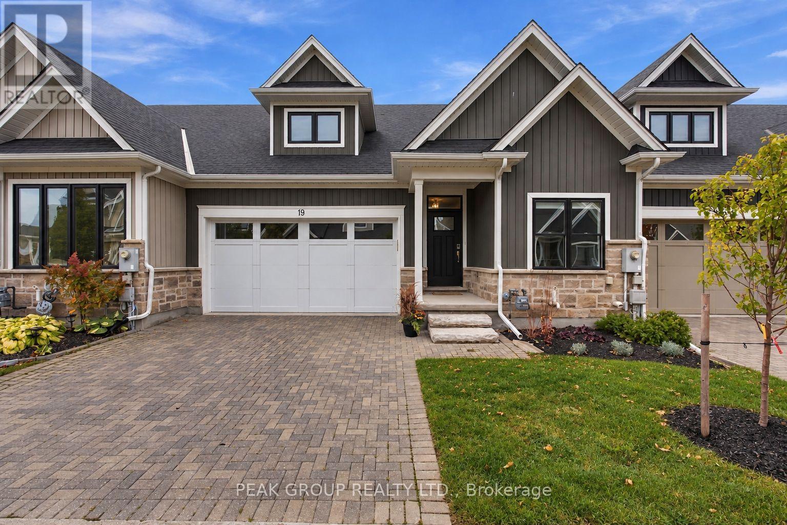 #19 9245 SHOVELLER DRIVE - 47
