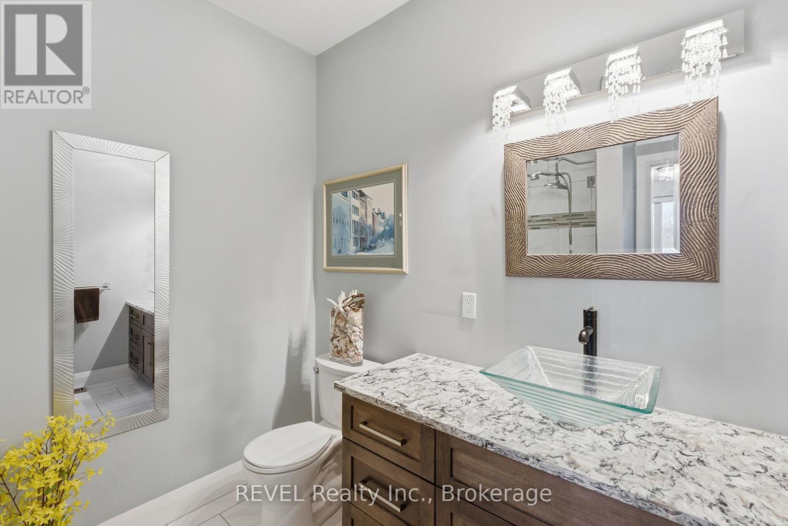 1126 Swan Street — photo 25