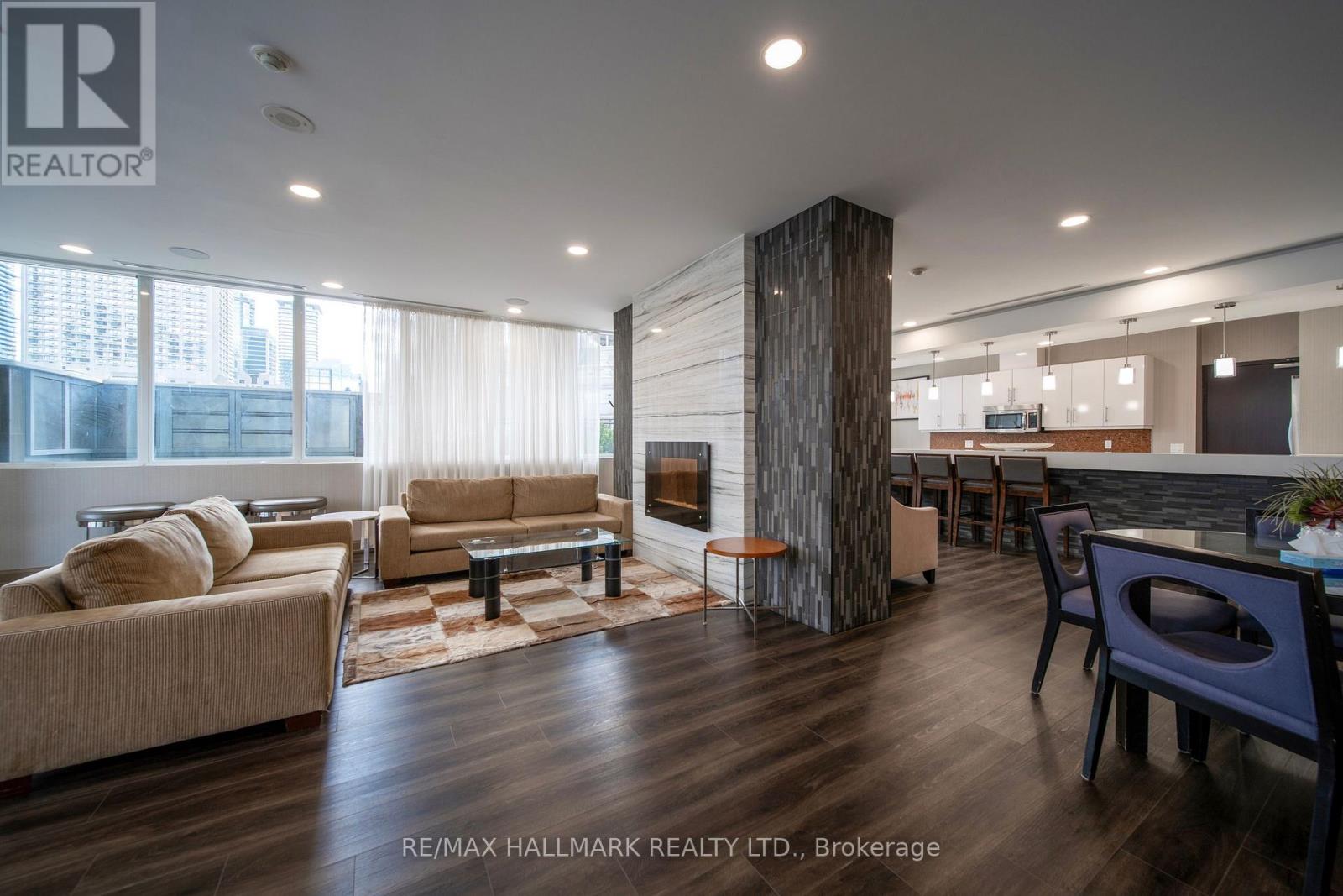 2708- 825 Church Street, Toronto, ON photo 37