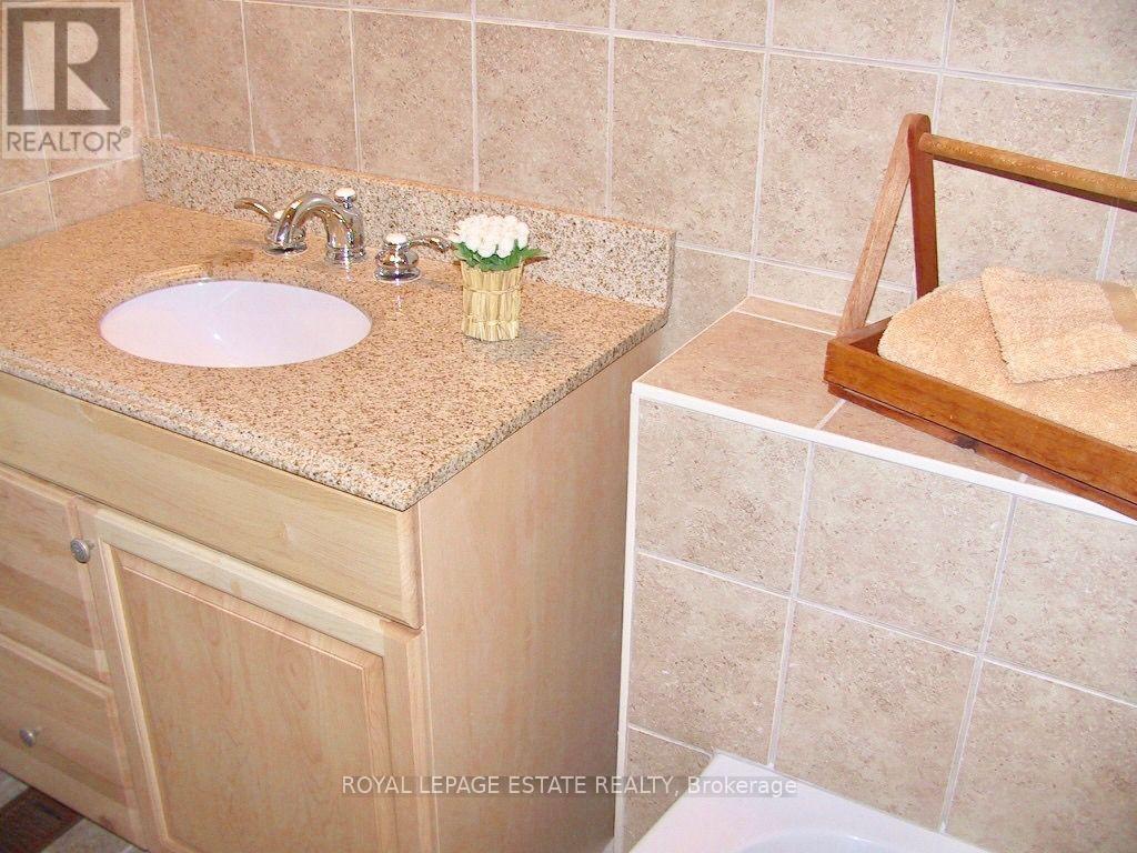 B - 314 AVENUE ROAD, Toronto (Casa Loma) — photo 11