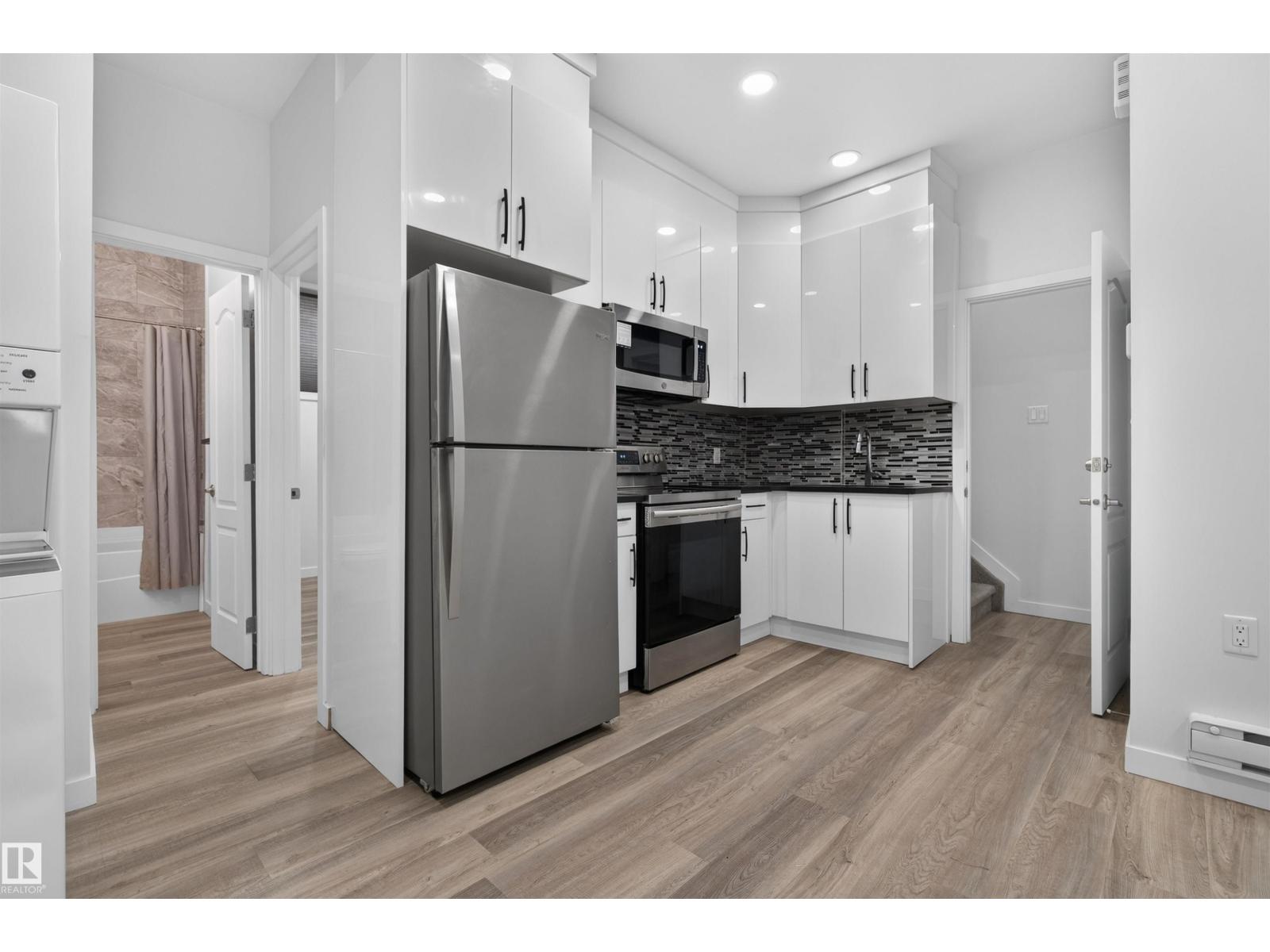 9314 107A AV NW - 19