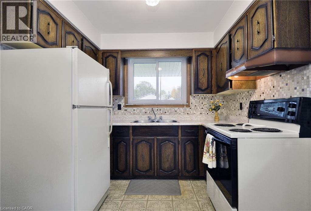 113 First Avenue West — photo 10
