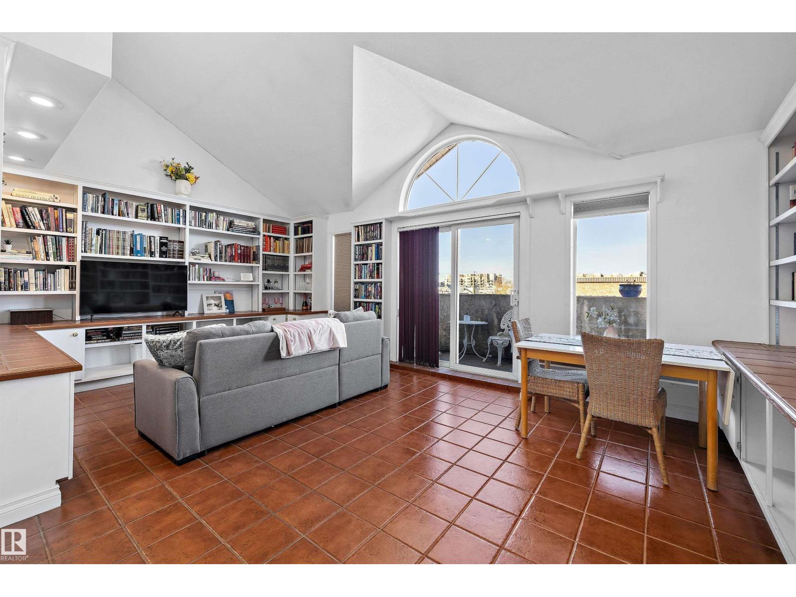 Photo of #304 11316 103 AV NW, Edmonton
