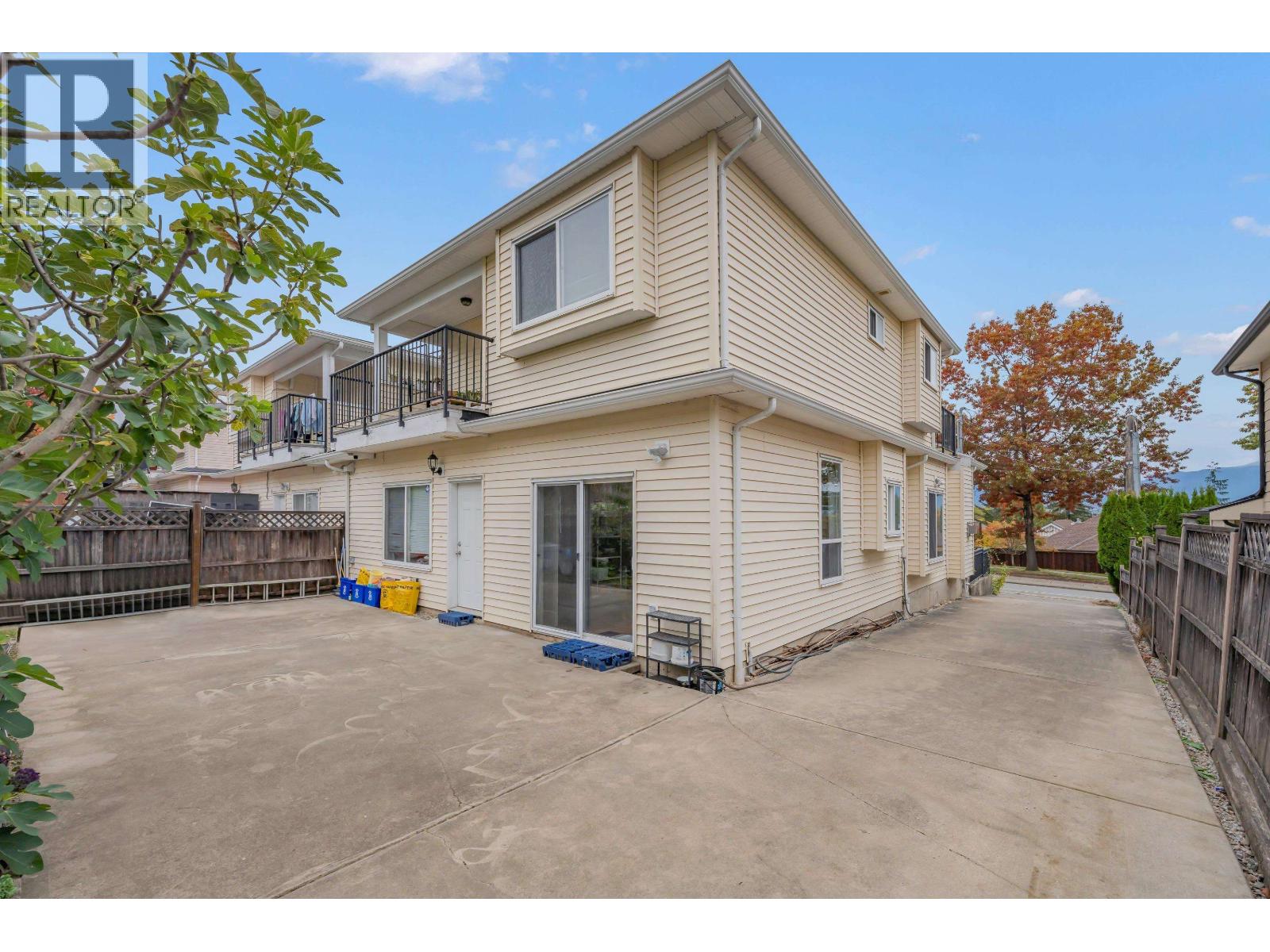 Photo of 5464 OAKLAND STREET 35