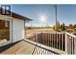 26 Firdale Close, Sylvan Lake, AB T4S2M1 Photo 9