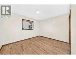 26 Firdale Close, Sylvan Lake, AB T4S2M1 Photo 19