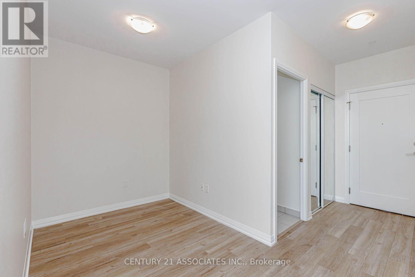 208 - 65 WATERGARDEN DRIVE, Mississauga (Hurontario) — photo 7