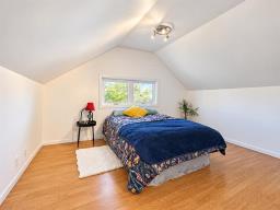 107 1st Street Sw, Altona, MB R0G0B0 Photo 15
