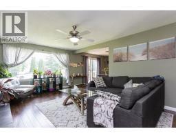 4pc Bathroom - 6308 61 Avenue, Red Deer, AB T4N5R8 Photo 6