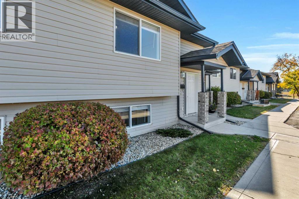 Listing photo – 57 Leung Place, Blackfalds