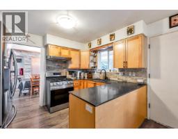 5460 Meadedale Drive, Burnaby, BC V5B2E8 Photo 16