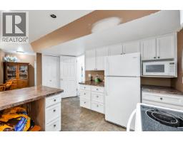 5460 Meadedale Drive, Burnaby, BC V5B2E8 Photo 29