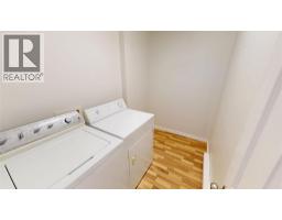 5775 Columbia Road, Edgewater, BC V0A1E0 Photo 8