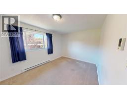 5775 Columbia Road, Edgewater, BC V0A1E0 Photo 12