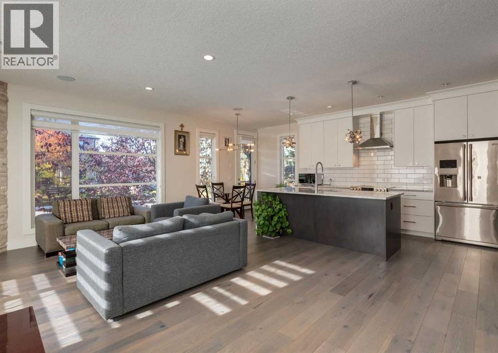 2790 19 Avenue SW - photo 7