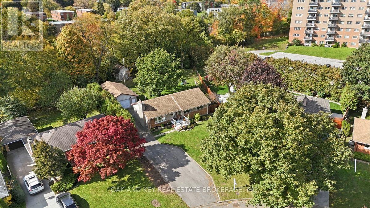 446 SCENIC DRIVE, London South (South J) — photo 3