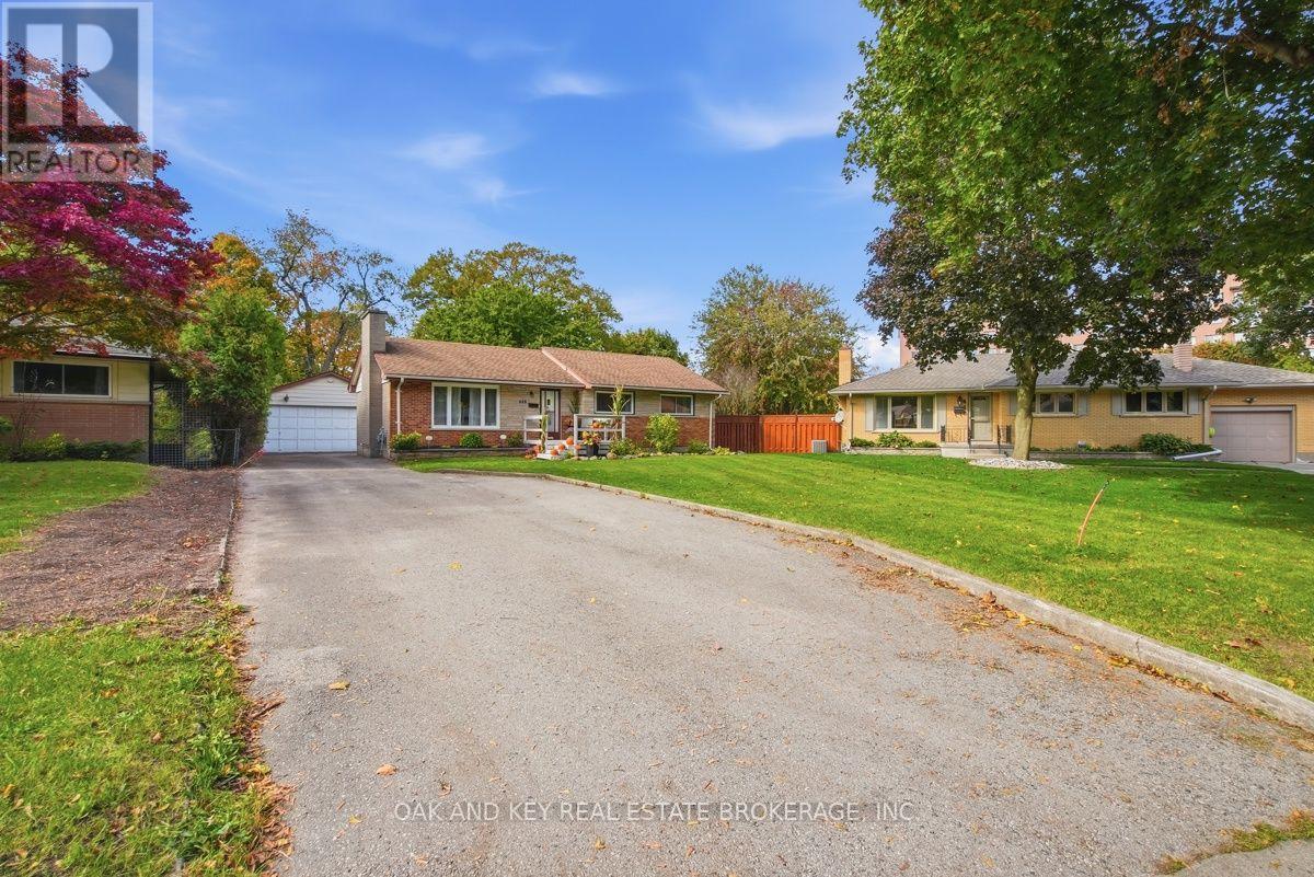 446 SCENIC DRIVE, London South (South J) — photo 5