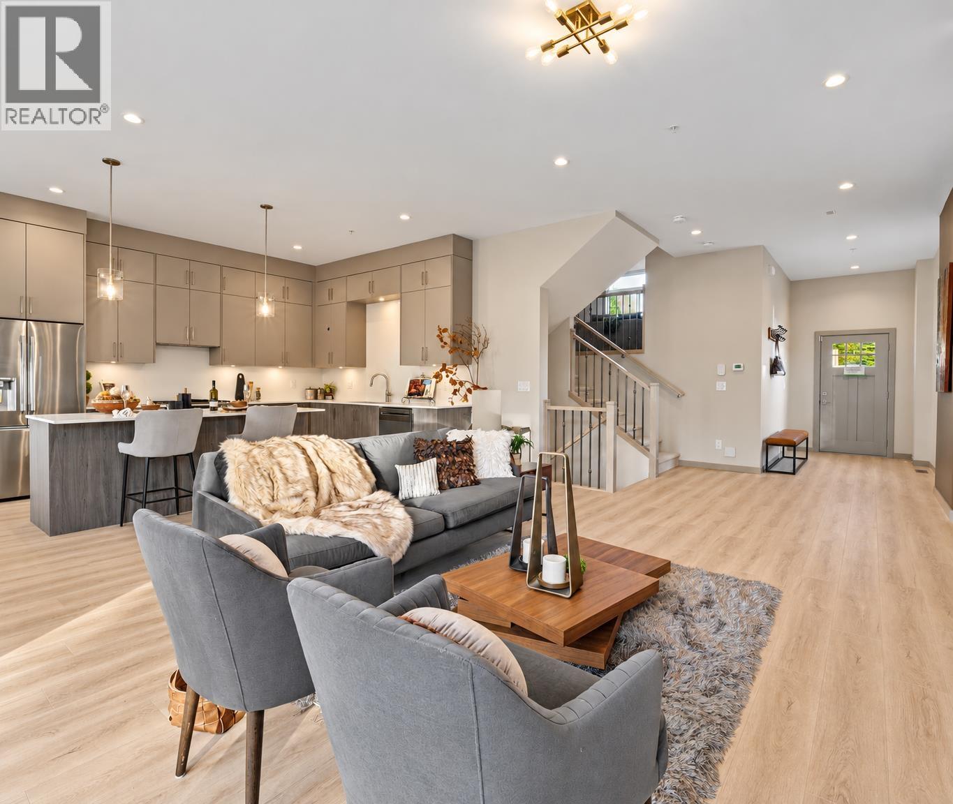 Photo of 1 11055 CAMERON COURT 10