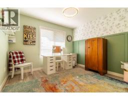 3pc Bathroom - 454 Twinriver Road W, Lethbridge, AB T1J3Y9 Photo 10