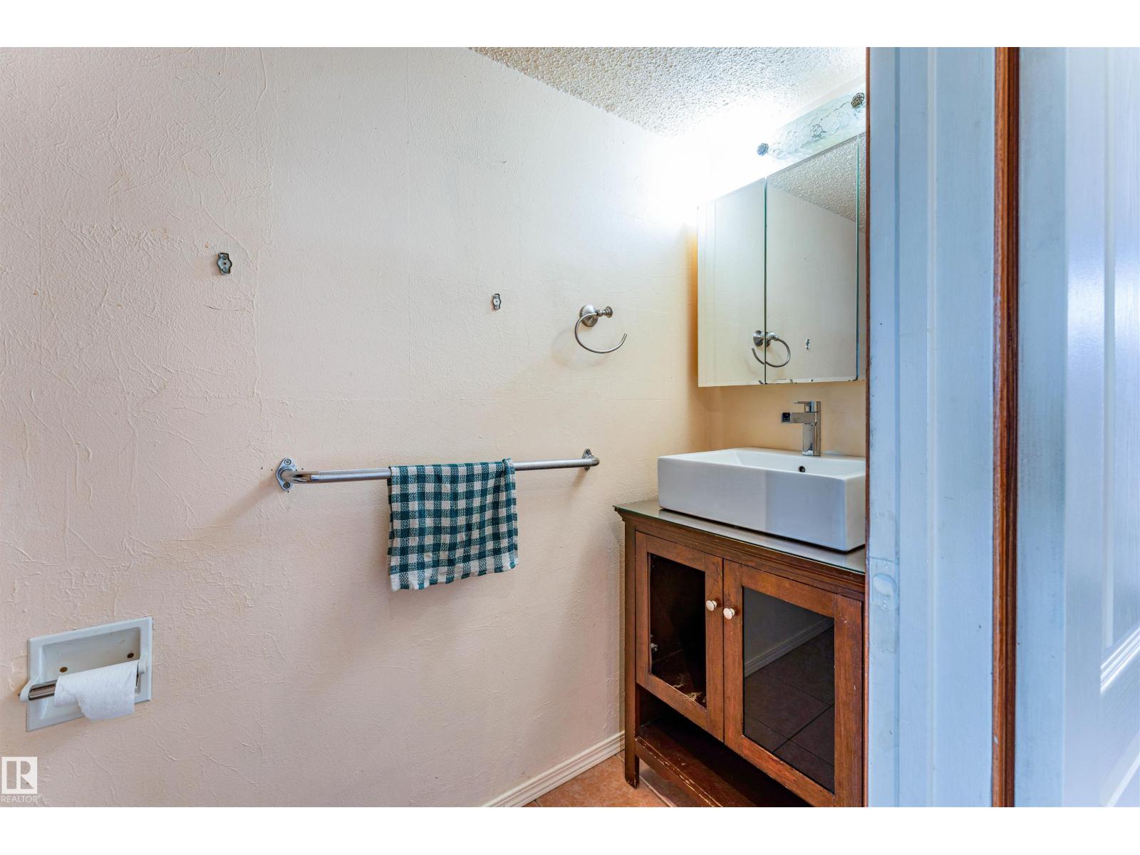113 Greenwood Drive, photo 10
