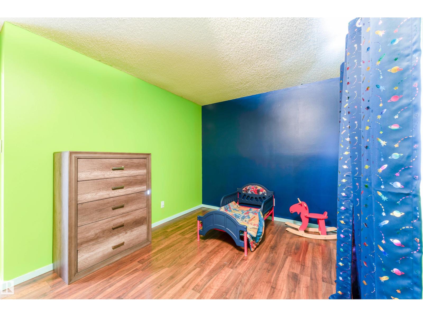 113 Greenwood Drive, photo 13