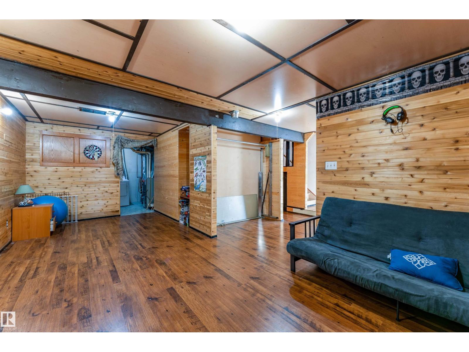 113 Greenwood Drive, photo 15