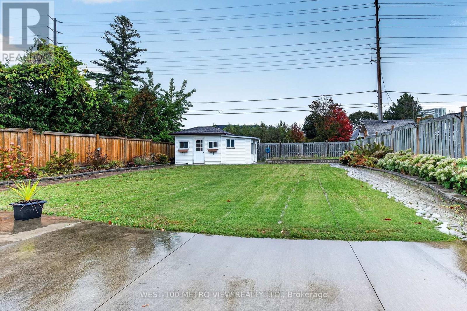 3411 PINESMOKE CRESCENT - 39