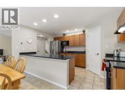 Kitchen - 6711 Nott Pl, Sooke, BC V9Z0H4 Photo 8