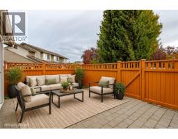 63 2070 Amelia Ave, Sidney, BC V8L4X6 Photo 10
