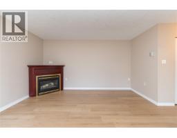63 2070 Amelia Ave, Sidney, BC V8L4X6 Photo 12
