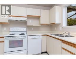 63 2070 Amelia Ave, Sidney, BC V8L4X6 Photo 19