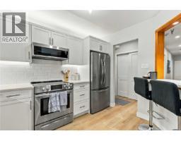 204 69 Gorge Rd W, Saanich, BC V9A1L9 Photo 12