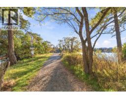 204 69 Gorge Rd W, Saanich, BC V9A1L9 Photo 37