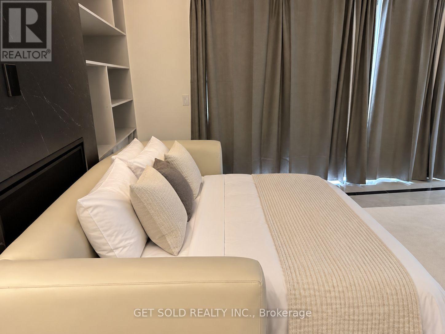 551 Broadway Avenue, Toronto, ON photo 10