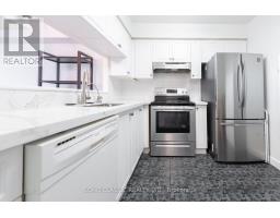 809 - 1700 Eglinton Avenue E, Toronto, ON M4A2X4 Photo 9