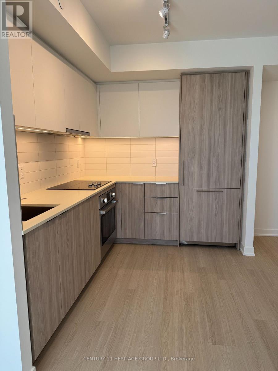 15 David Salomon Drive — photo 17